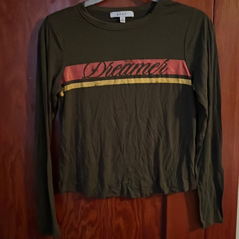 Small, long sleeve tee